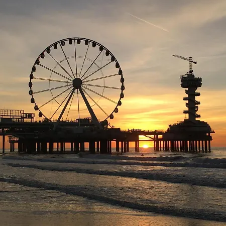 Vakantiehuis Sunset House Den Haag