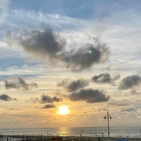 Vakantiehuis Sunset House Den Haag