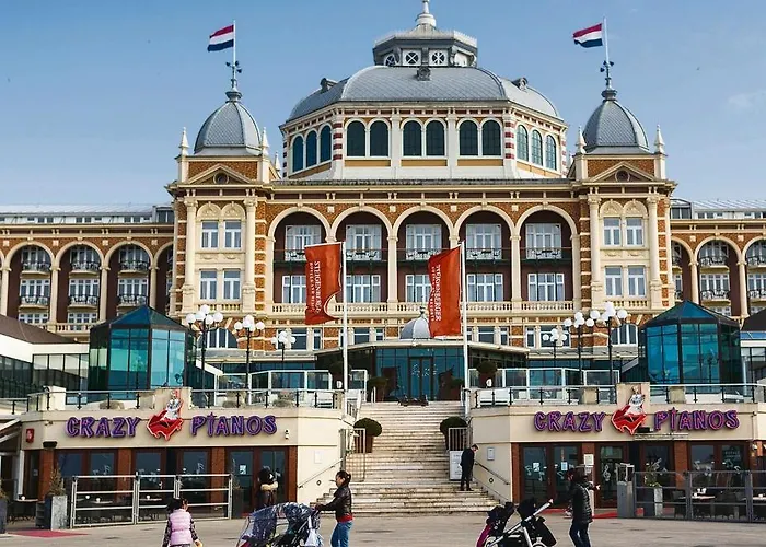 Sunset House * האג