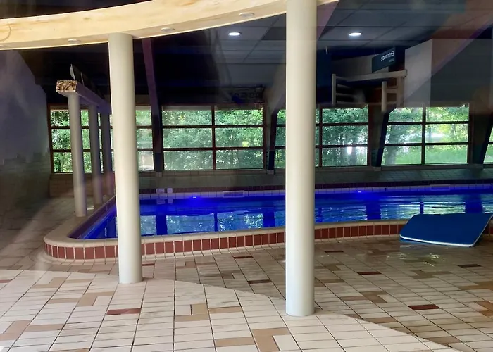 בית נופש Sunset House האג